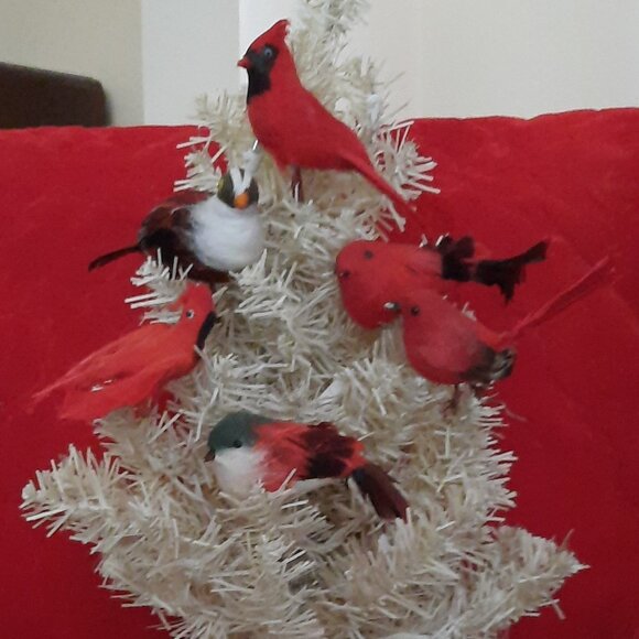 12 Vintage Feathered Red Bird Christmas Tree Decorations - Picture 1 of 8